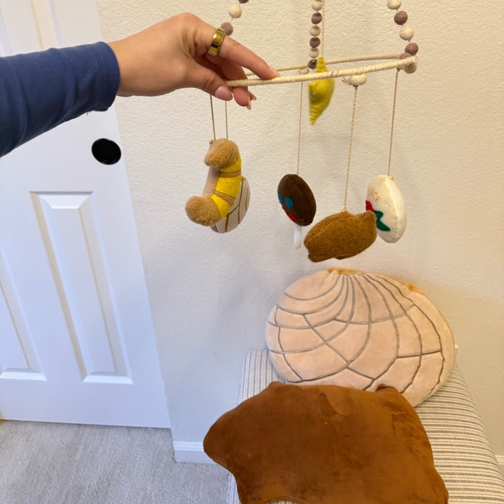 Pan Dulce nursery mobile
